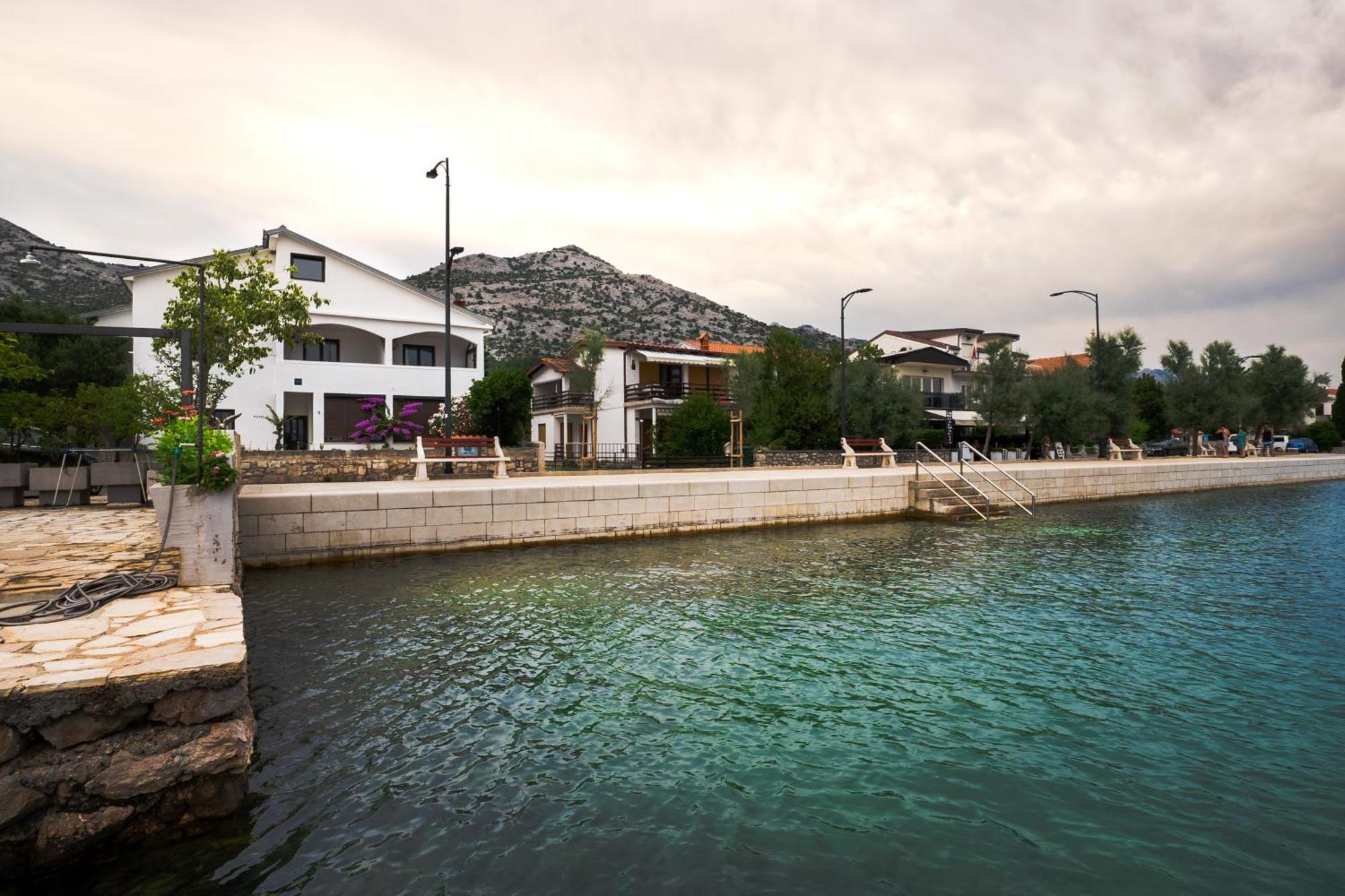 Apartments Dida Sime Starigrad Exterior photo